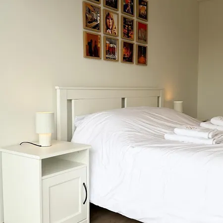 Luxury Seafront In 6 Guests Apartamento *
